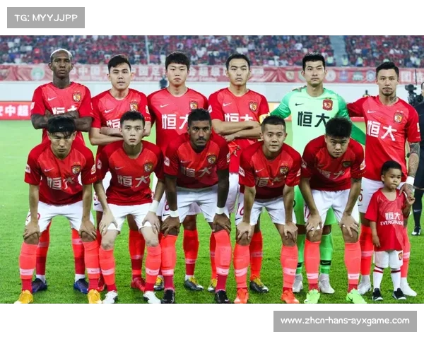 中超联赛与国际足坛对比分析及发展方向探讨 中超联赛与国际足坛对比分析及发展方向探讨